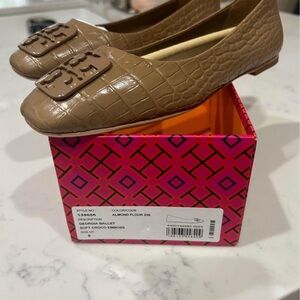 Tory Burch Shoes size 6.5